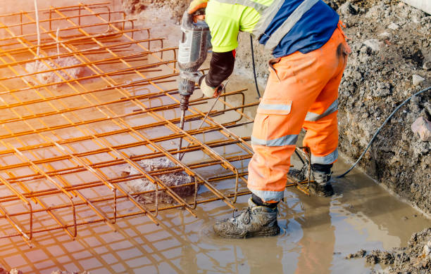 Best Concrete Installation Cost  in Lanster, CA